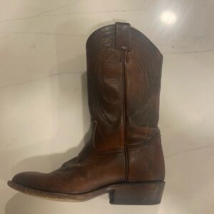 Women’s size 7 cowboy boots